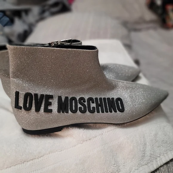 Love moschino silver glitter metallic booties - Picture 10 of 10